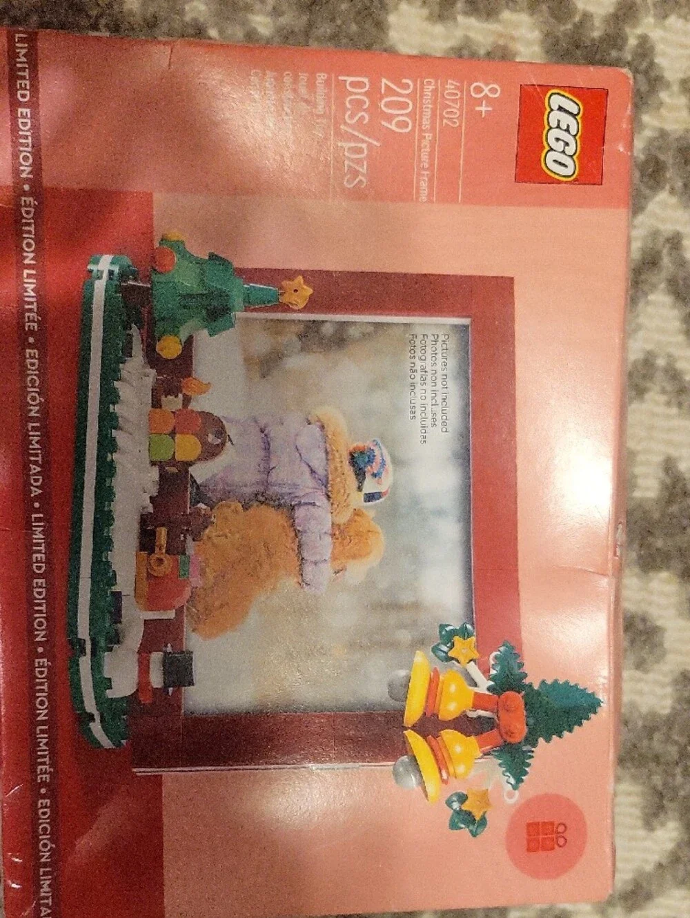 LEGO Pink Holiday Photo Frame with Yellow and Green Accents